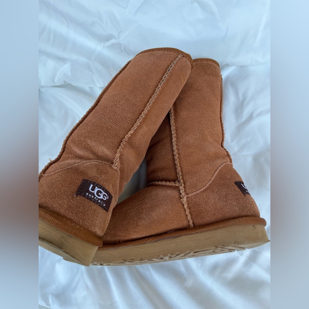 UGG Classic II Sheepskin Boots in Chestnut